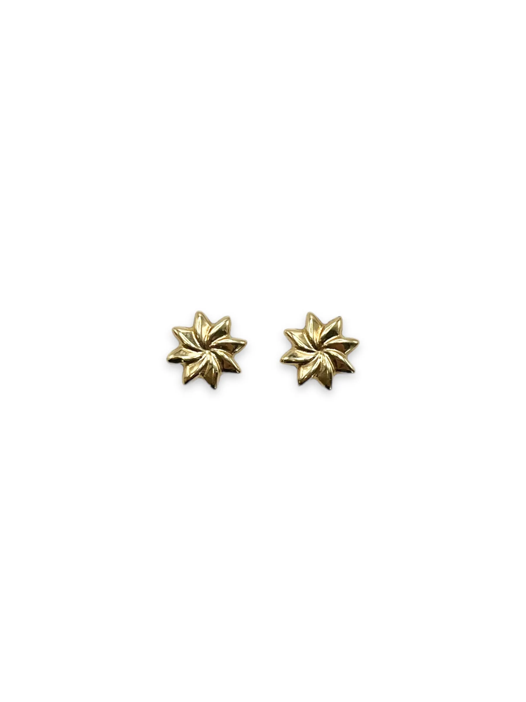 18K GOLD STUD EARRINGS