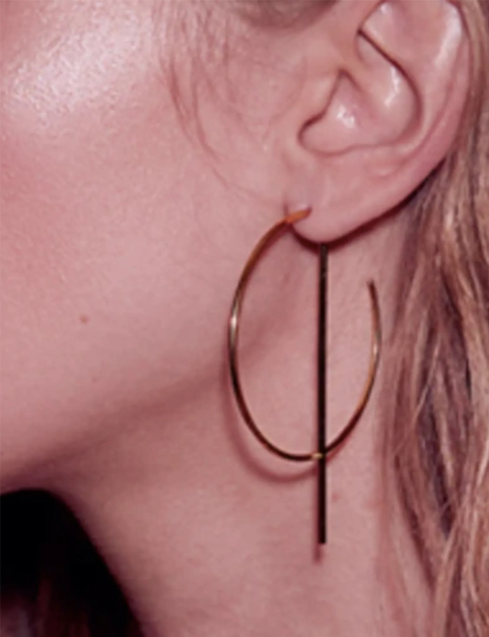 Danielle Hoops, Gold