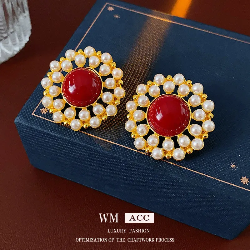 Luxurious Flower Flower Artificial Pearl Electroplating Earrings