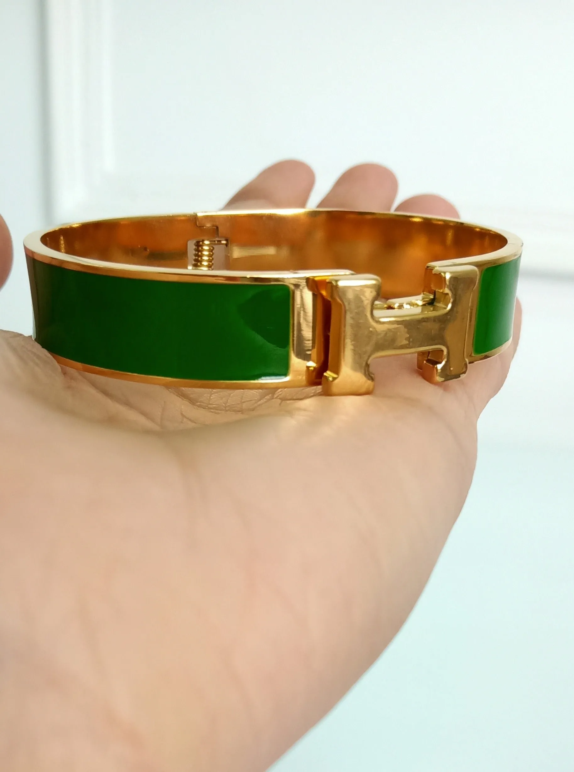 Verdant Elegance Cuff Bracelet