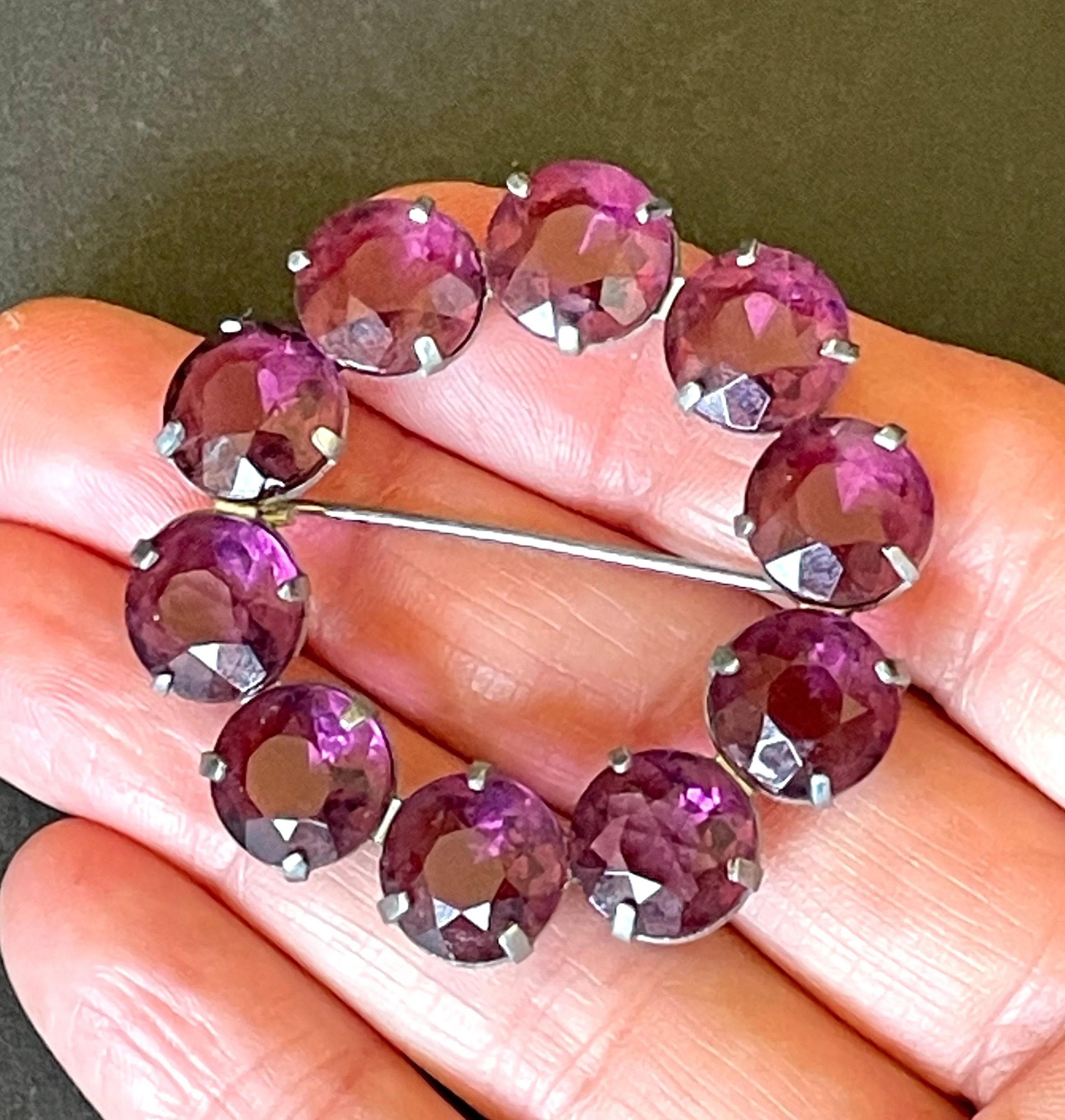 Vintage Art Deco bezel set gorgeous vibrant amethyst purple crystal riviere circle brooch, open-backed rhinestones in silver tone