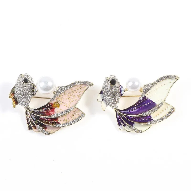 Vintage Rhinestone Brooches | A Shimmering Fashion Statement